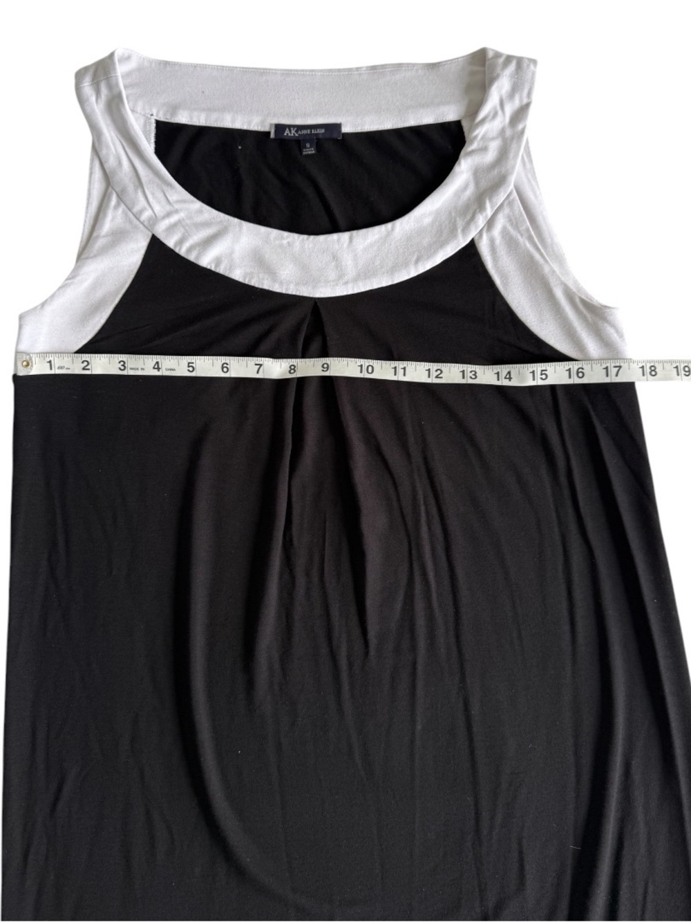AK Anne Klein Shift Dress S Black White Sleeveless Pleated Stretch Career Resort - Picture 6 of 9